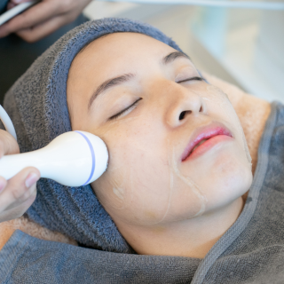 Hydrafacial Platinum treatment image